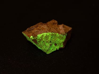 Студент из Пятигорска впервые на территории России нашел урановый минерал урамфит