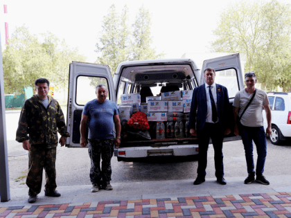 Благодарненский муниципальный округ регулярно отправляет гуманитарную помощь военнослужащим, которые находятся в зоне проведения специальной военной операции.