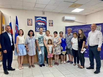 Георгиевские партактивисты поздравили шахтёров с профессиональным праздником