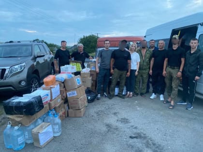 Исполняющая полномочия секретаря Труновского местного отделения партии побывала в зоне СВО