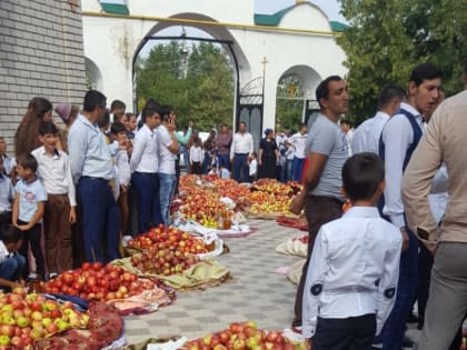 ЯБЛОЧНЫЙ СПАС: КАК ПРАЗДНУЮТ ЦЫГАНЕ СТАВРОПОЛЬЯ