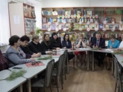 В преддверии Нового года глава Арзгирского муниципального округа А.И. Палагута по доброй традиции встретился со старшим поколением нашего округа