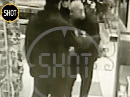 Из-за удара замороженным продуктами полицейский получил перелом стенки глазницы