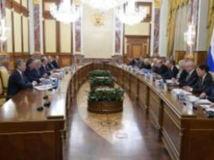 Депутаты КПРФ во главе с Г.А. Зюгановым встретились с Председателем Правительства РФ М.В. Мишустиным