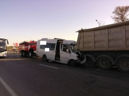 На Ставрополье возбуждено уголовное дело после ДТП с микроавтобусом