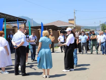 «Единая Россия», «Газпром» и представители власти обсудили с жителями вопросы догазификации