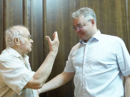 Владимир Владимиров провёл приём граждан