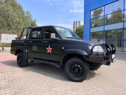 Семья депутата «Единой России» отправила на фронт девятую машину