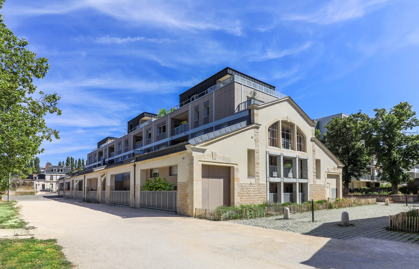 Vue extérieur du Halle 12 à Dijon
