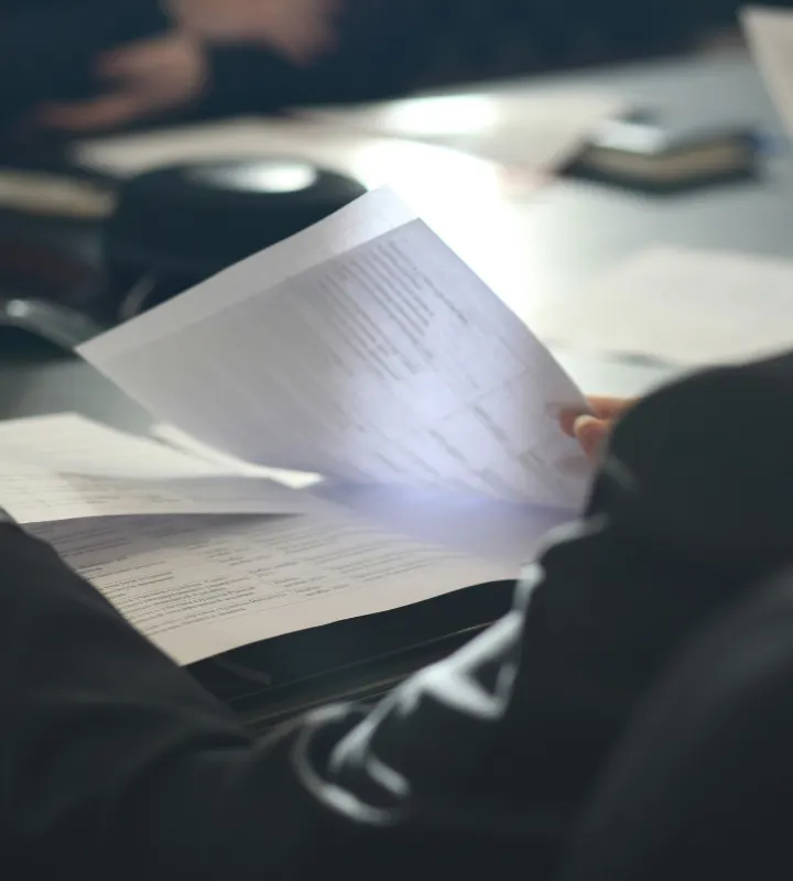 document tenu par une personne
