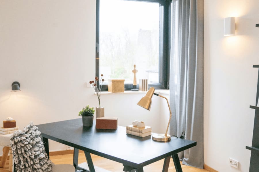 Bureau dans appartement neuf