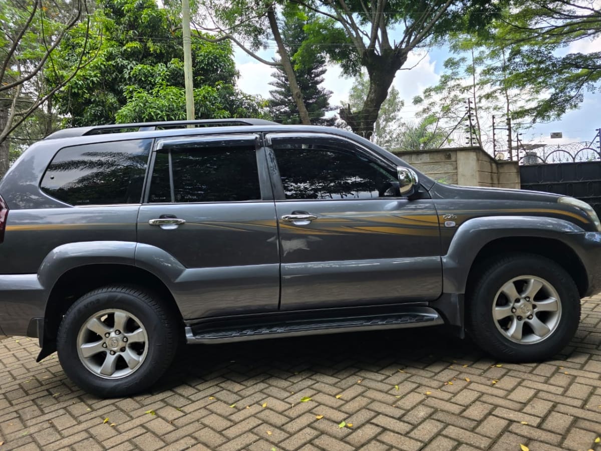 TOYOTA LANDCRUISER J120