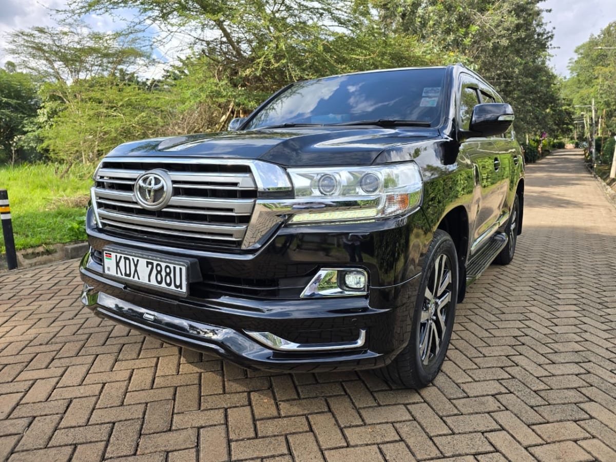 TOYOTA LANDCRUISER 200 SERIES