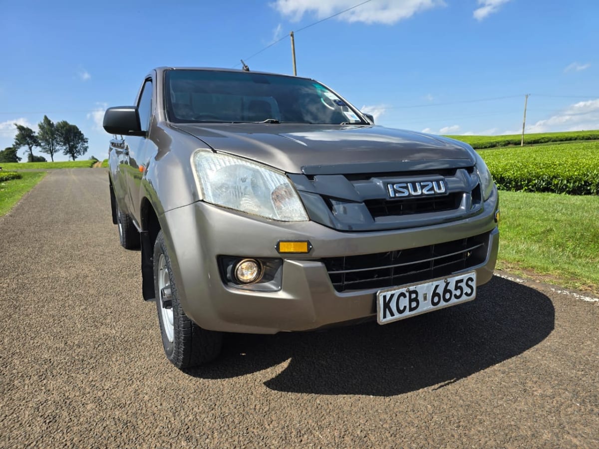 ISUZU DMAX LOCAL