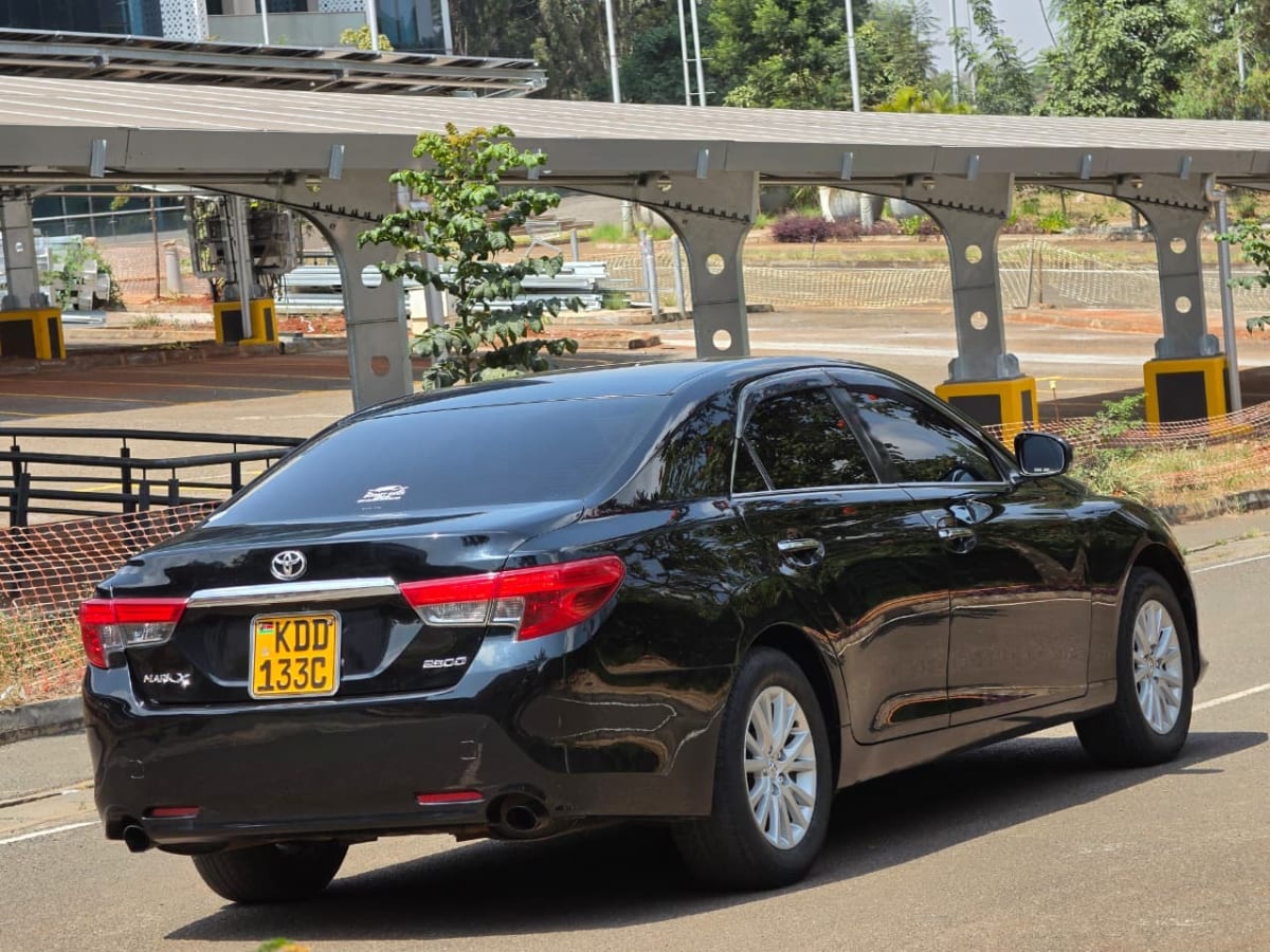 TOYOTA MARK X