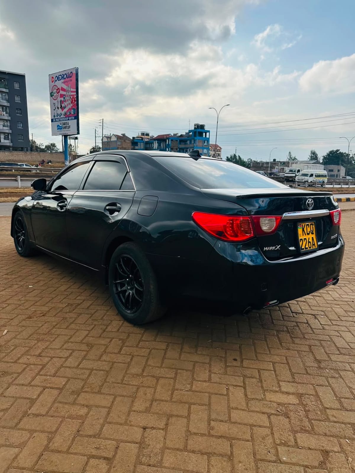 TOYOTA MARK X
