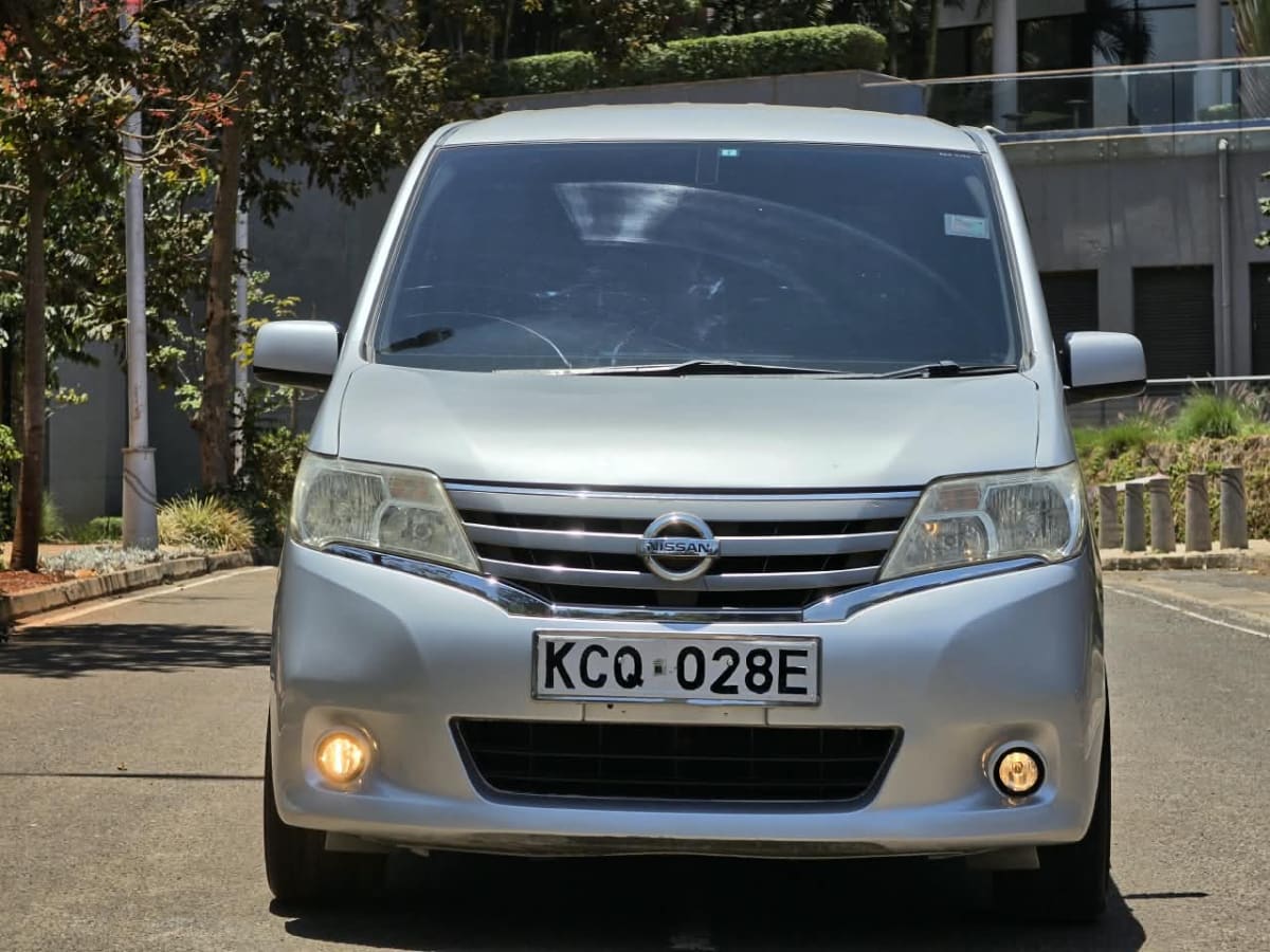 Nissan Serena Pure Drive