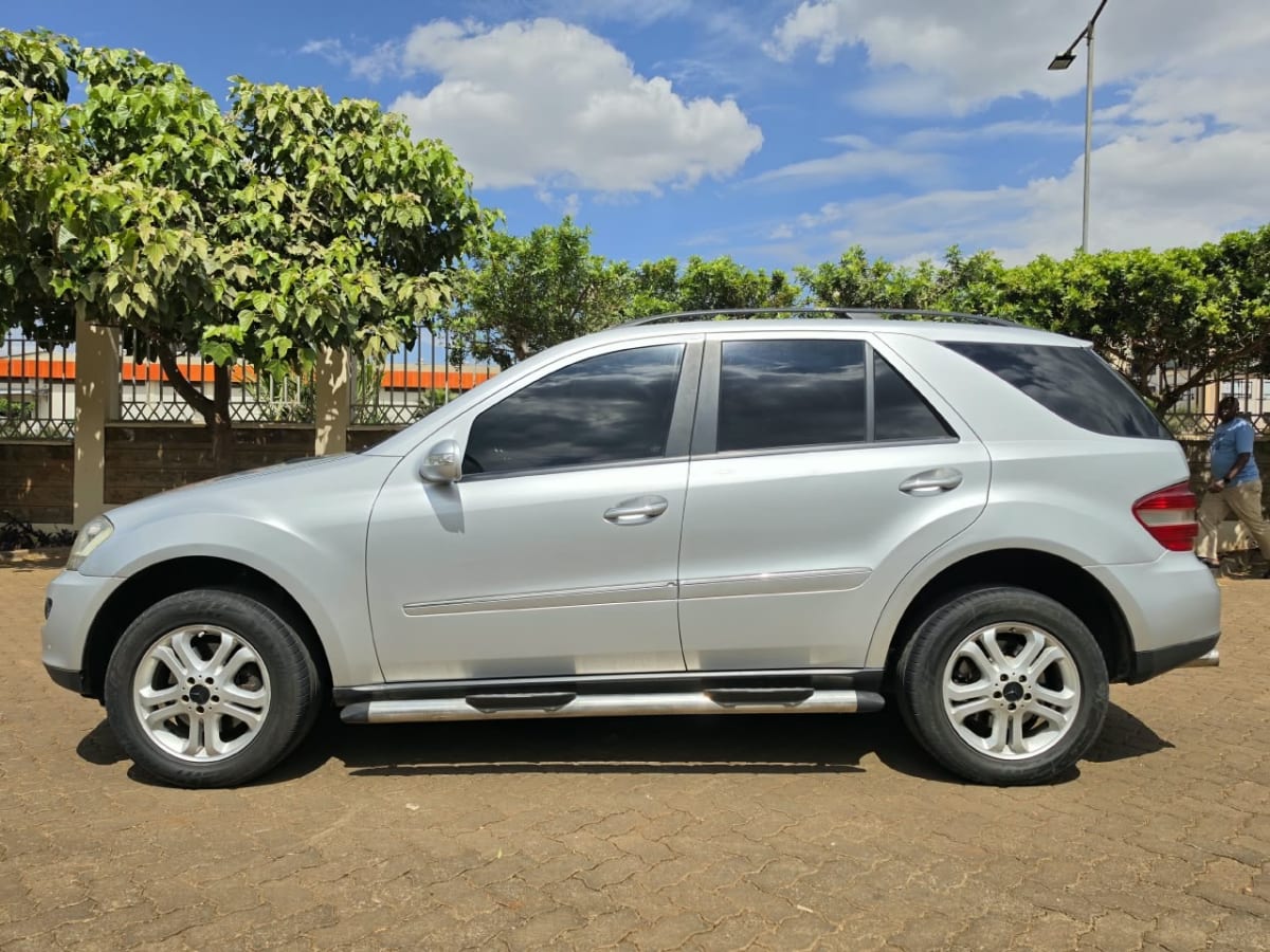 Mercedes Benz ML280