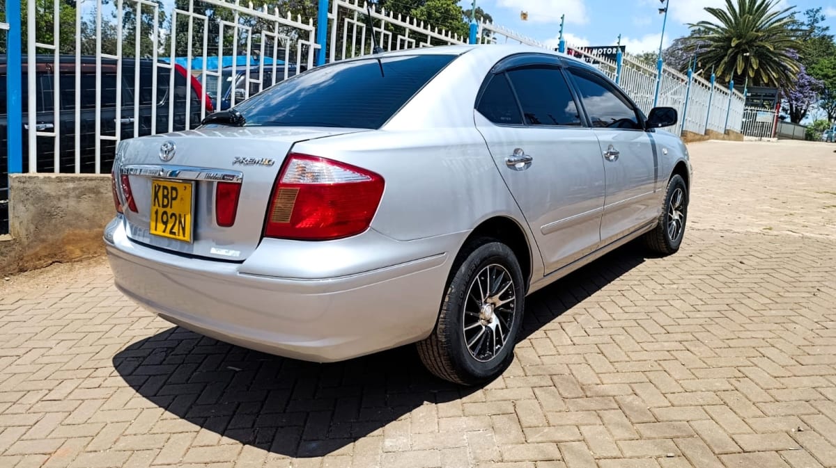 Toyota Premio