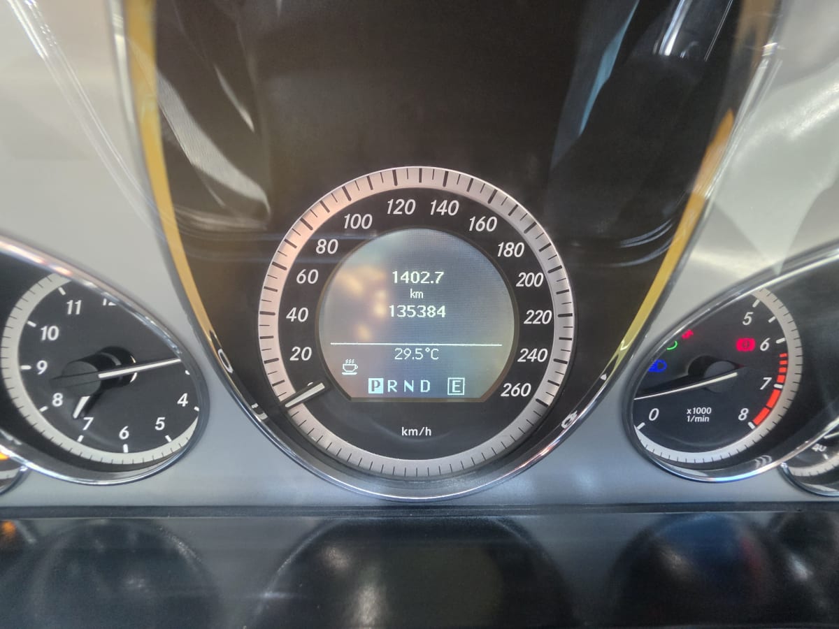 Mercedes Benz E250