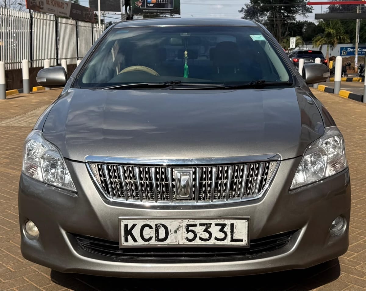 Toyota Premio 260