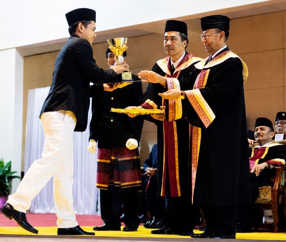 Pengalaman Profesional 1