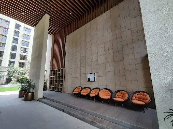 lodha sterling gallery.webp