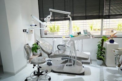 Mauli Dental Clinic & Implant Centre