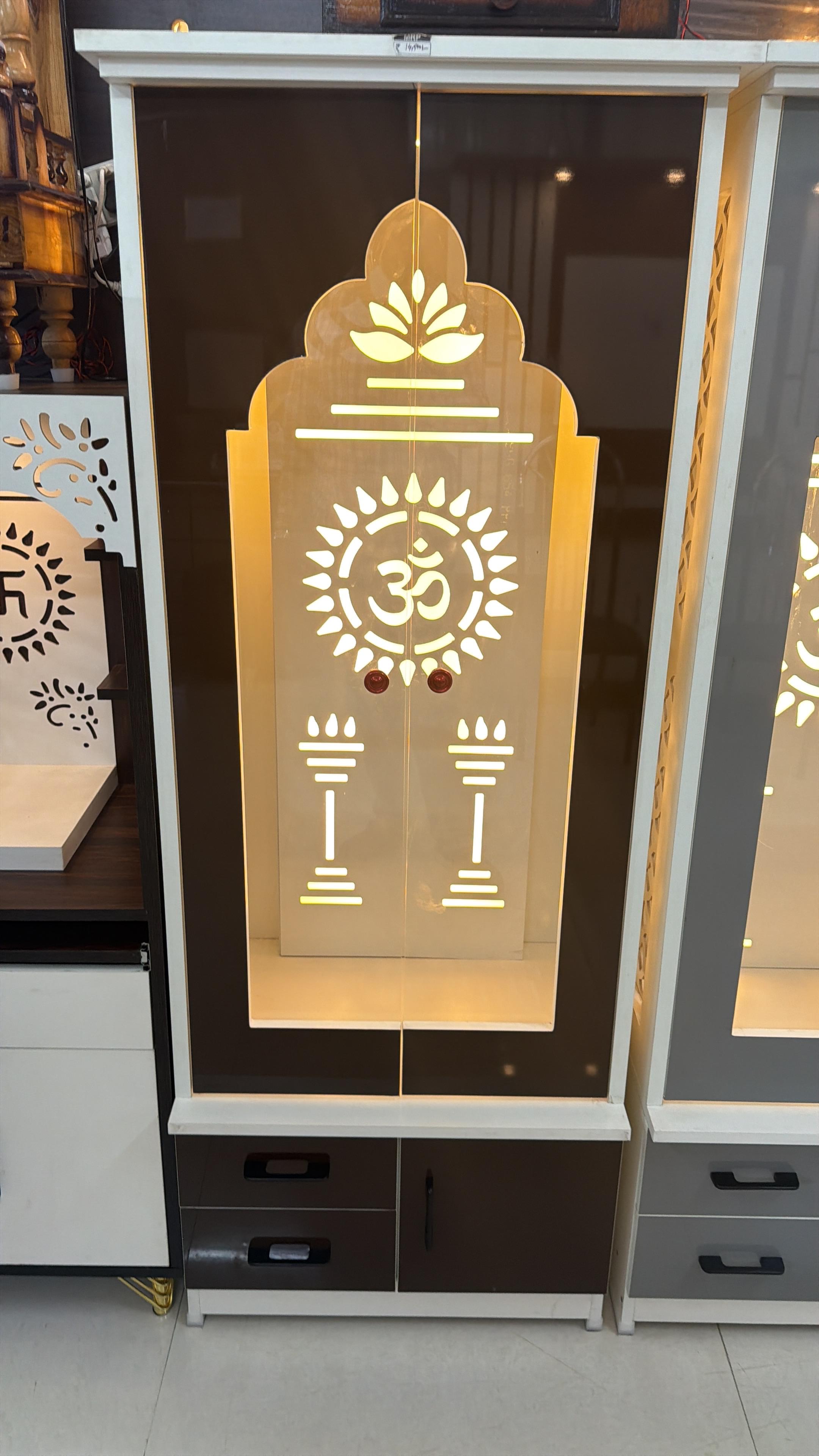 Backlit Om panel with sun motif