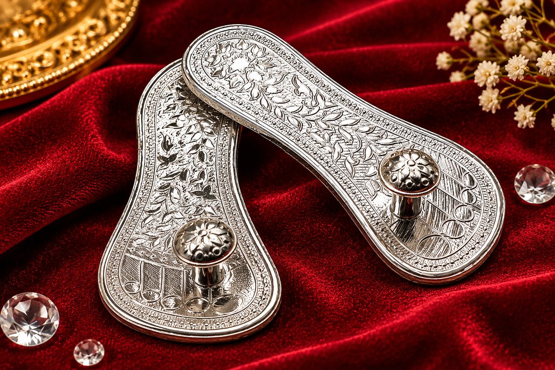 Silver Nathdwara Paduka
