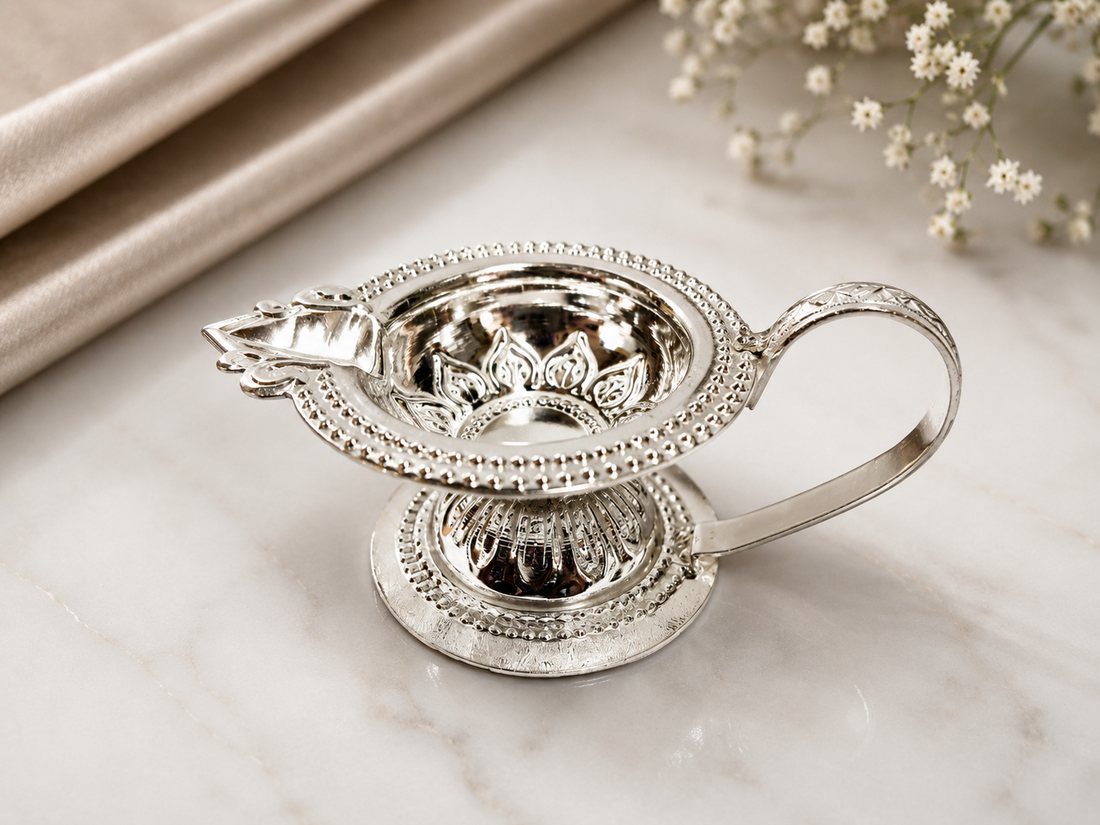 Silver Nakshi Dandi Chirag