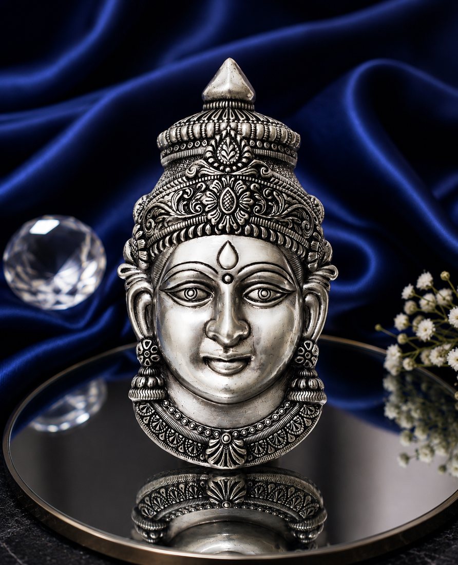 Silver Antique Mukhuta