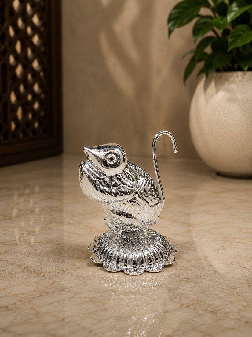 Silver Unddir