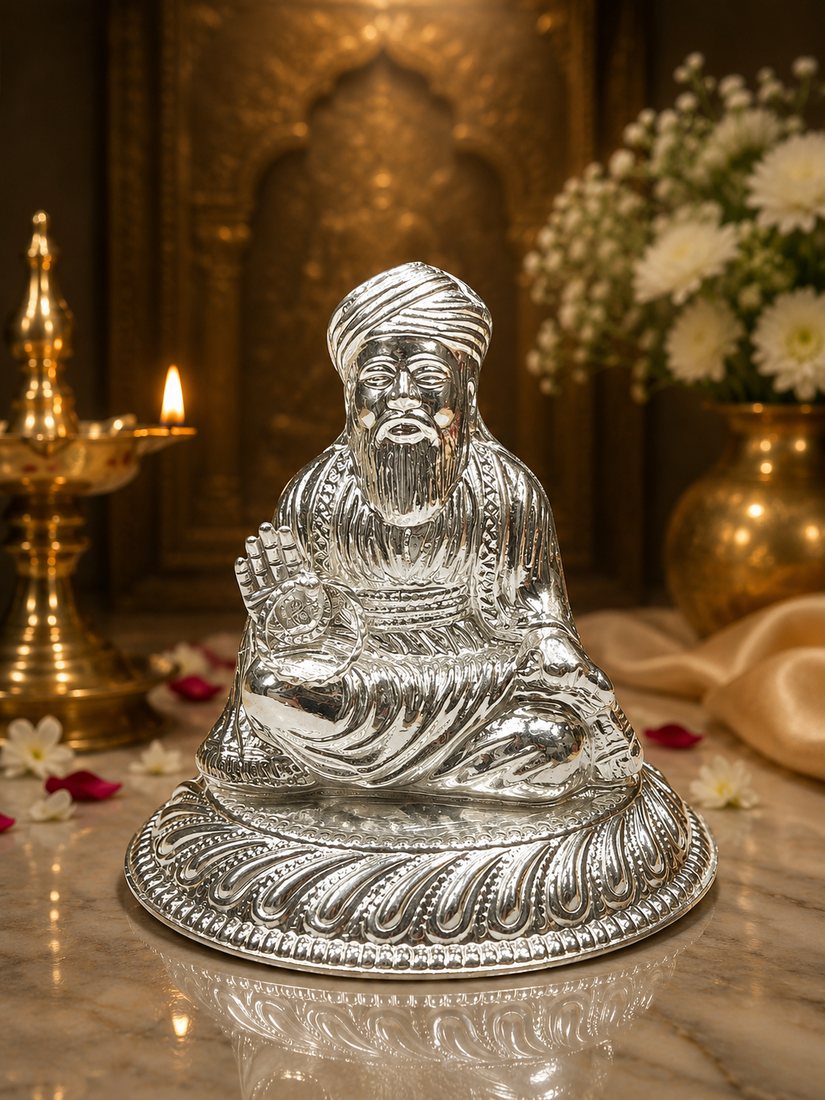 Silver Gurunank Murti