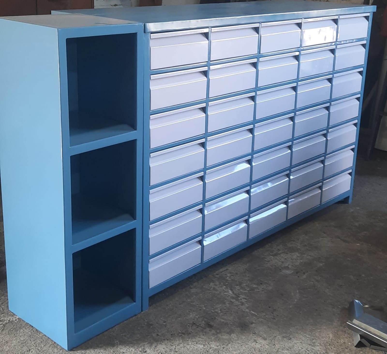 Storage & Display Rack