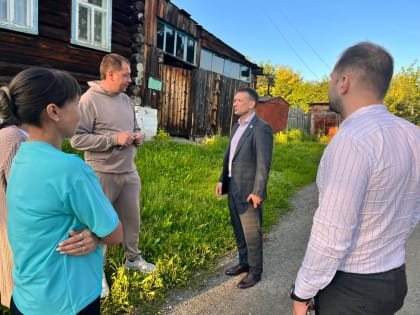 Депутат обсудил проблемы Верхотурья с местными жителями