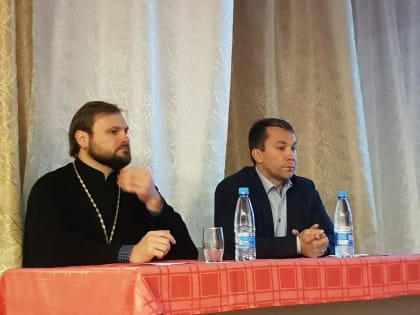 В Рождественском округе храмов прошел обучающий семинар о профилактике зависимостей