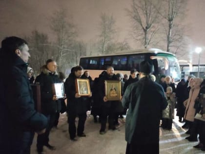 Православные опоясали Екатеринбург крестным ходом с молитвой о трезвости