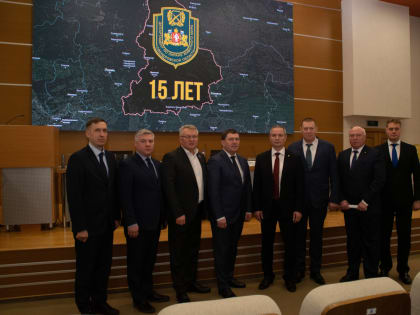 Сергей Никонов поздравил сотрудников Департамента по охране животного мира с 15-летием их ведомства