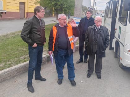 Вячеслав Малых проверил ход строительства дорог в Нижнем Тагиле