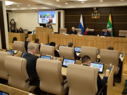 В городской Думе обсудили бюджет и оздоровительную кампанию