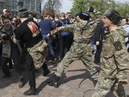 «Медуза»: К разгону акций в Москве планируют привлечь казаков и ветеранов Донбасса