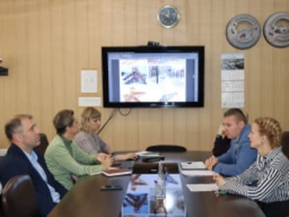 На рабочем совещании у главы Лесного