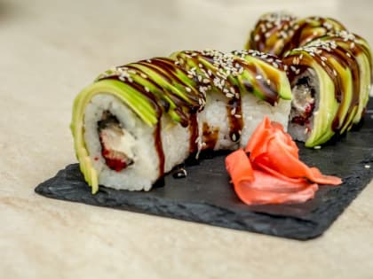 Число отравившихся роллами из ресторана японской кухни выросло в Екатеринбурге