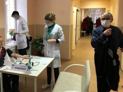 Медицинский десант обследовал более 100 жителей посёлка Кедровое