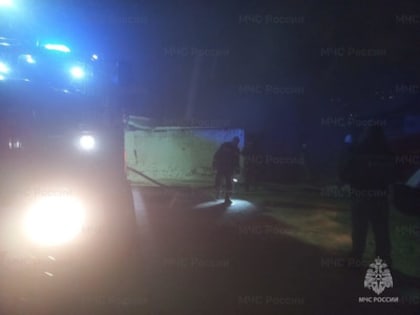 На окраине Первоуральска сгорел жилой дом