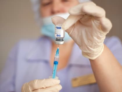 Екатеринбуржцы сообщают о невозможности привиться от коронавируса