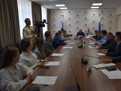 Организацию общественного контроля в единый день голосования обсудили в Екатеринбурге