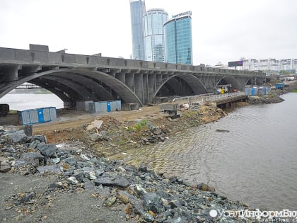 Новую часть Макаровского моста ждет проверка на прочность