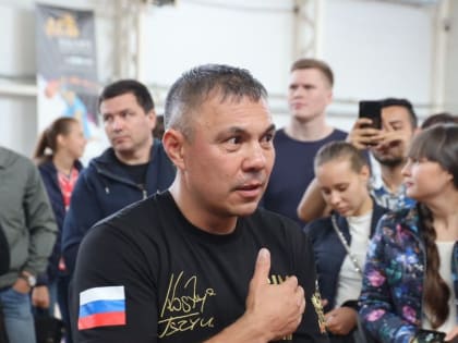 Костя Цзю напишет в университете диссертацию